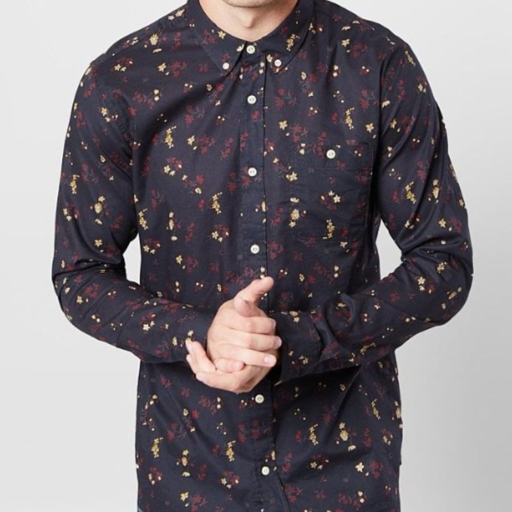 Ezekiel Tahquitz Shirt SZL NWT